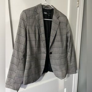 Zara plaid blazer size 6